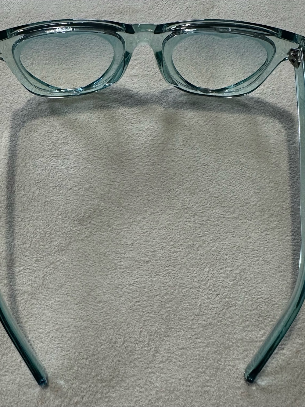 Heart Sunglasses - Picture 7 of 9